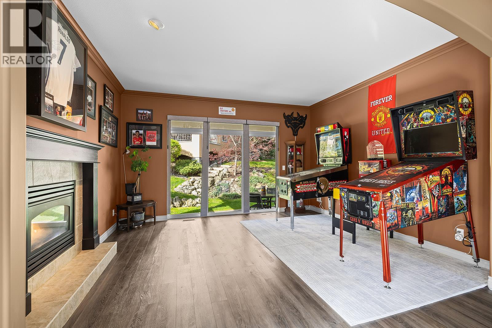 2302 Country Club Drive - 14