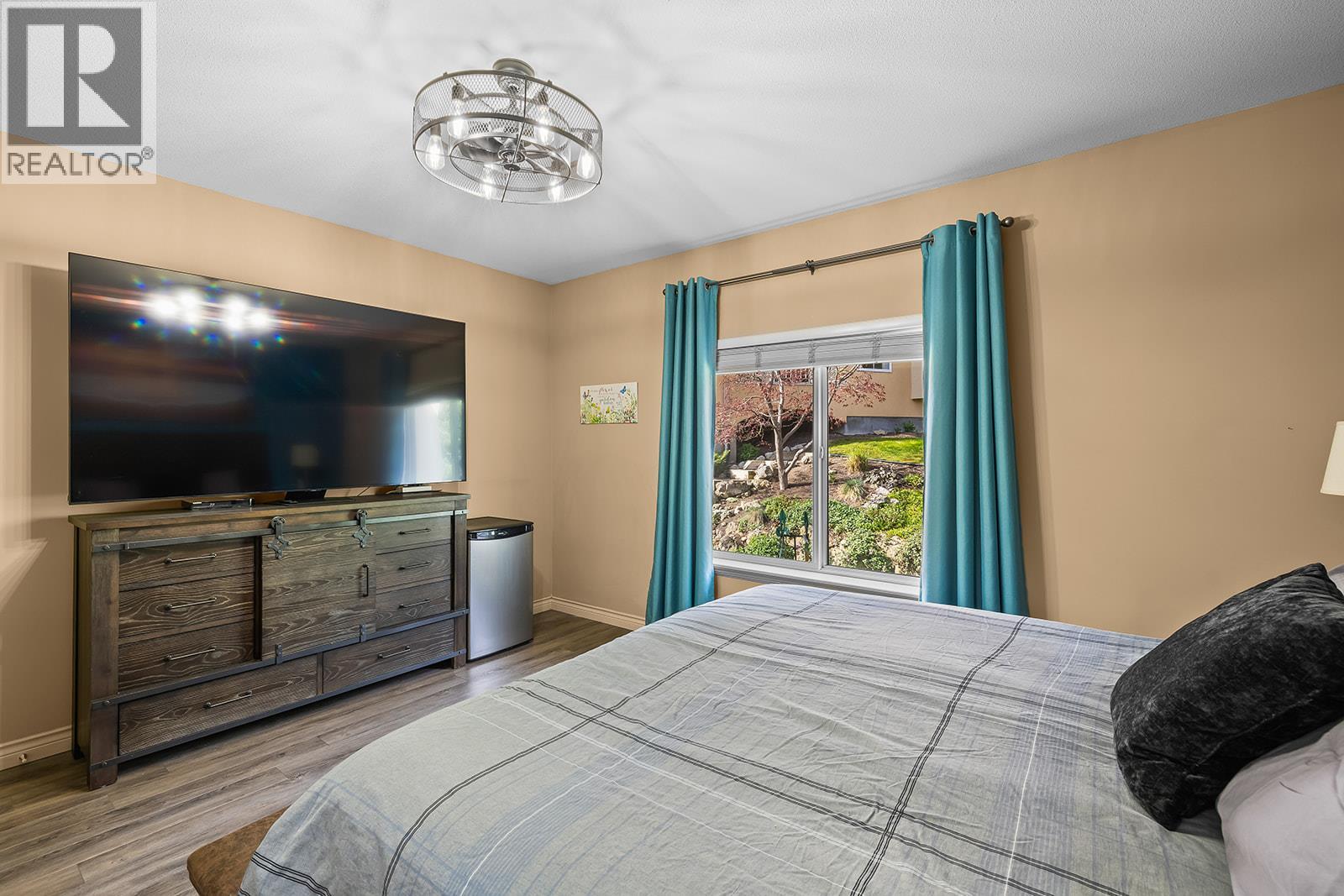 2302 Country Club Drive - 17