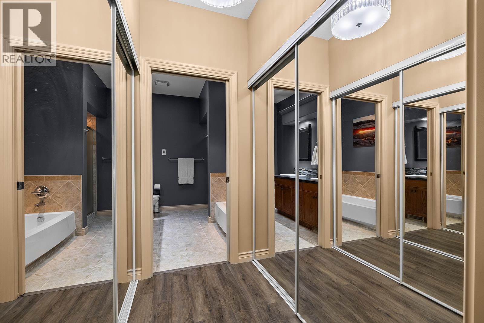 2302 Country Club Drive - 18