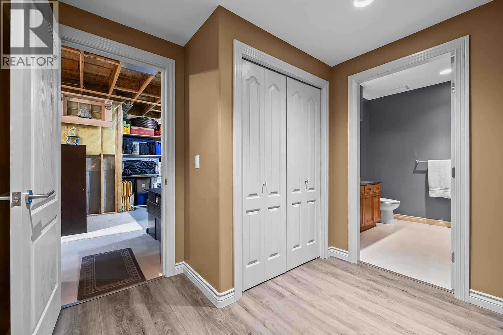 2302 Country Club Drive - 25