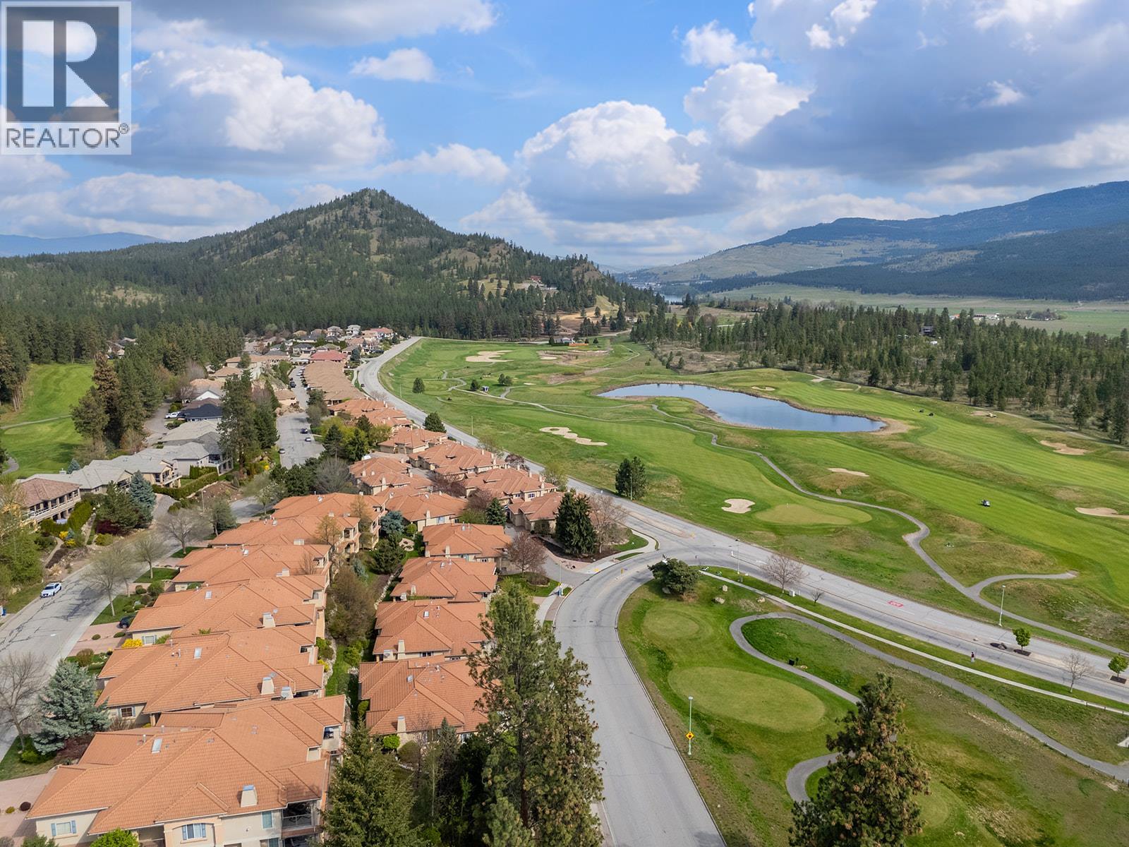 2302 Country Club Drive - 40