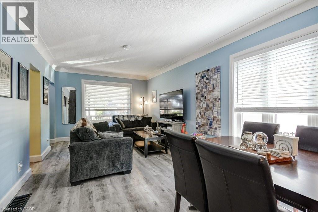 30 EAST 15TH Street — photo 10