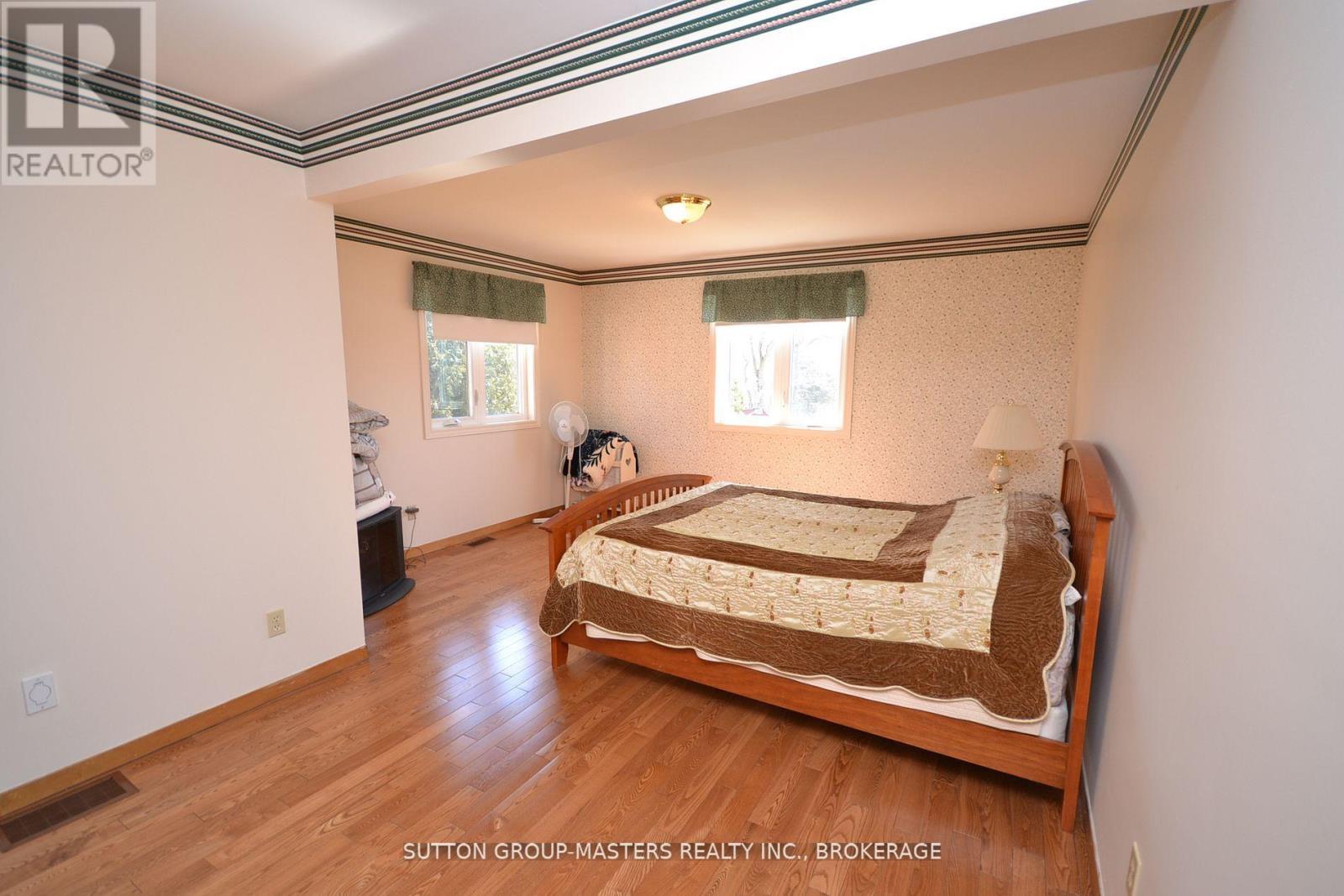 245 ARNOLD STREET - 14