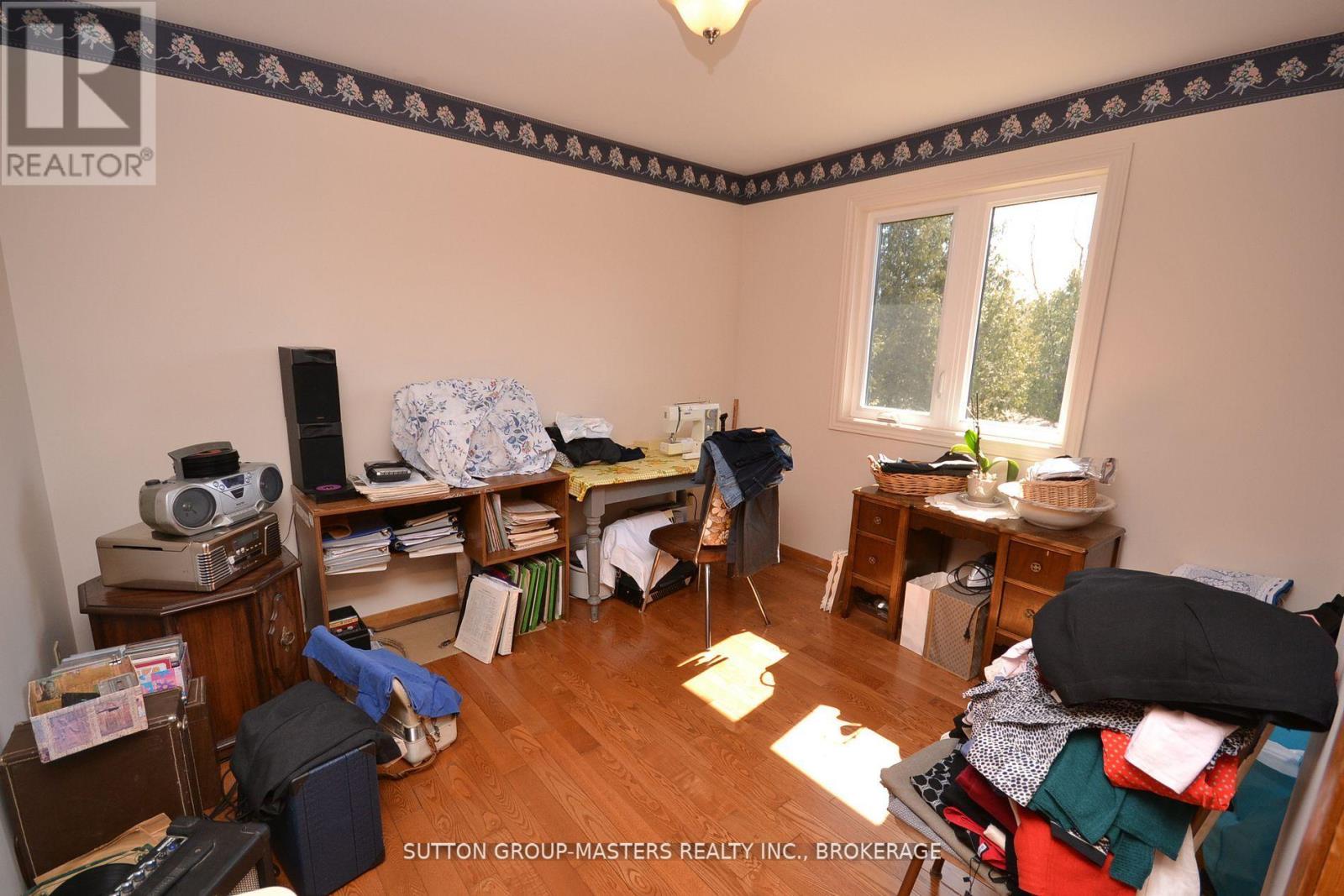 245 ARNOLD STREET - 20
