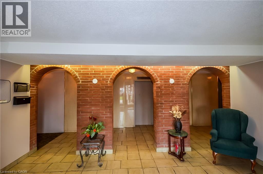 851 QUEENSTON Road Unit# 208, Stoney Creek, Ontario, L8G1B4 — Photo 10