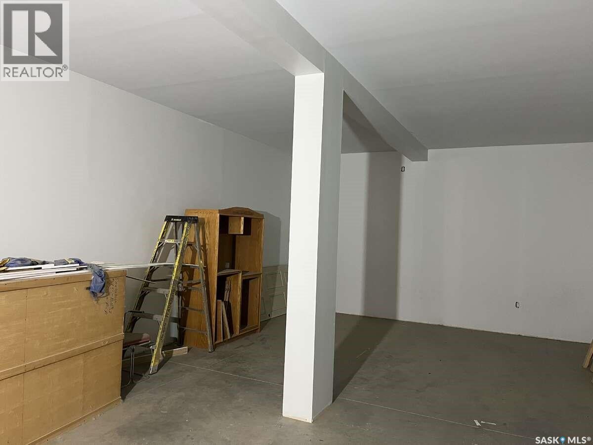 Aberdeen Acreage Shop - 33