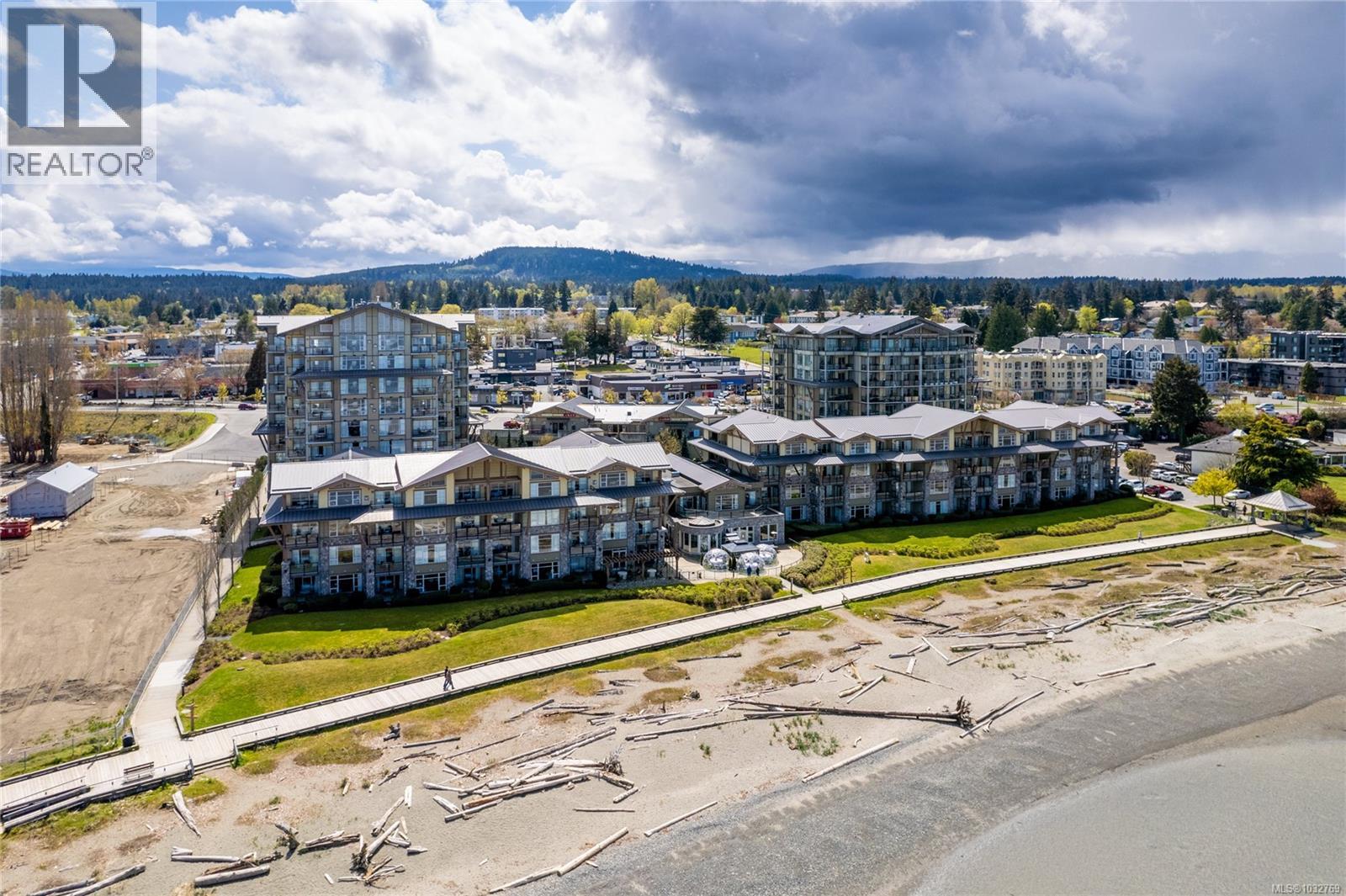 #329/330C 181 Beachside Dr - 66