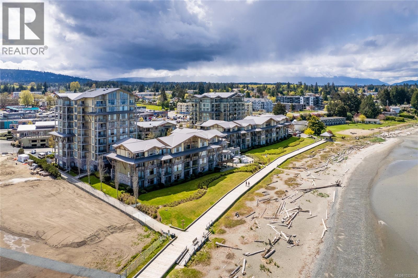 #329/330C 181 Beachside Dr - 67