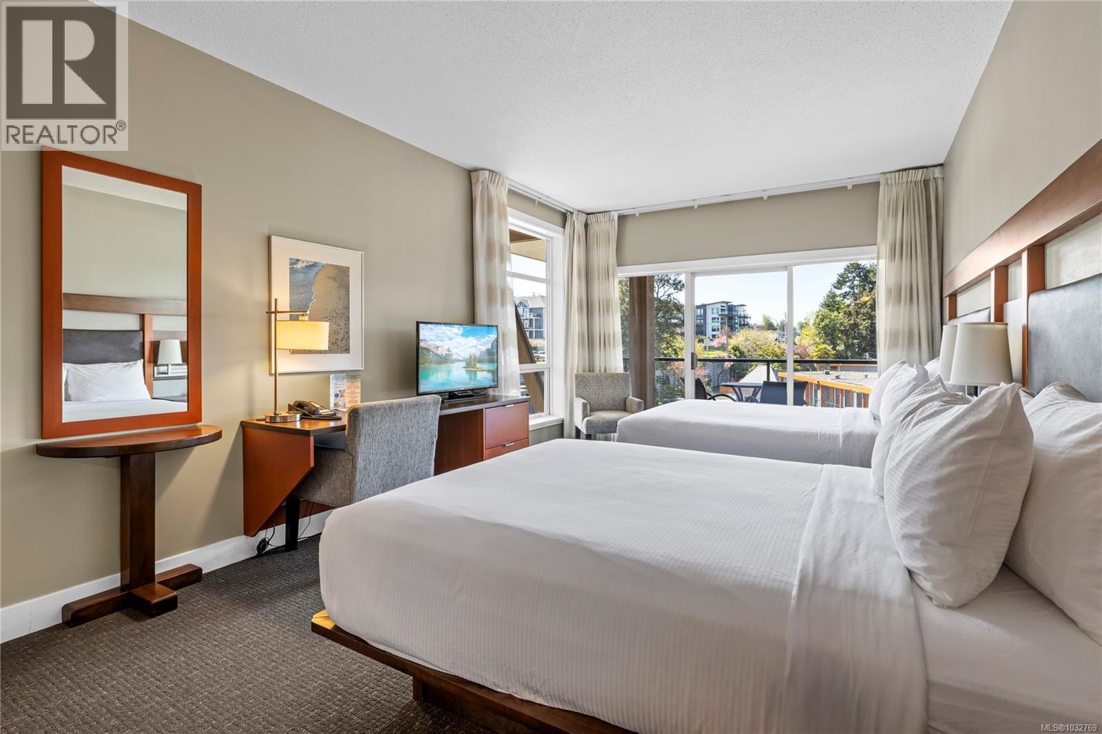 #329/330C 181 Beachside Dr - 32