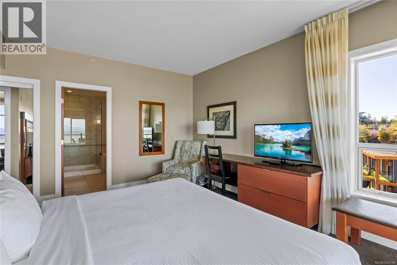 #329/330C 181 Beachside Dr - 21