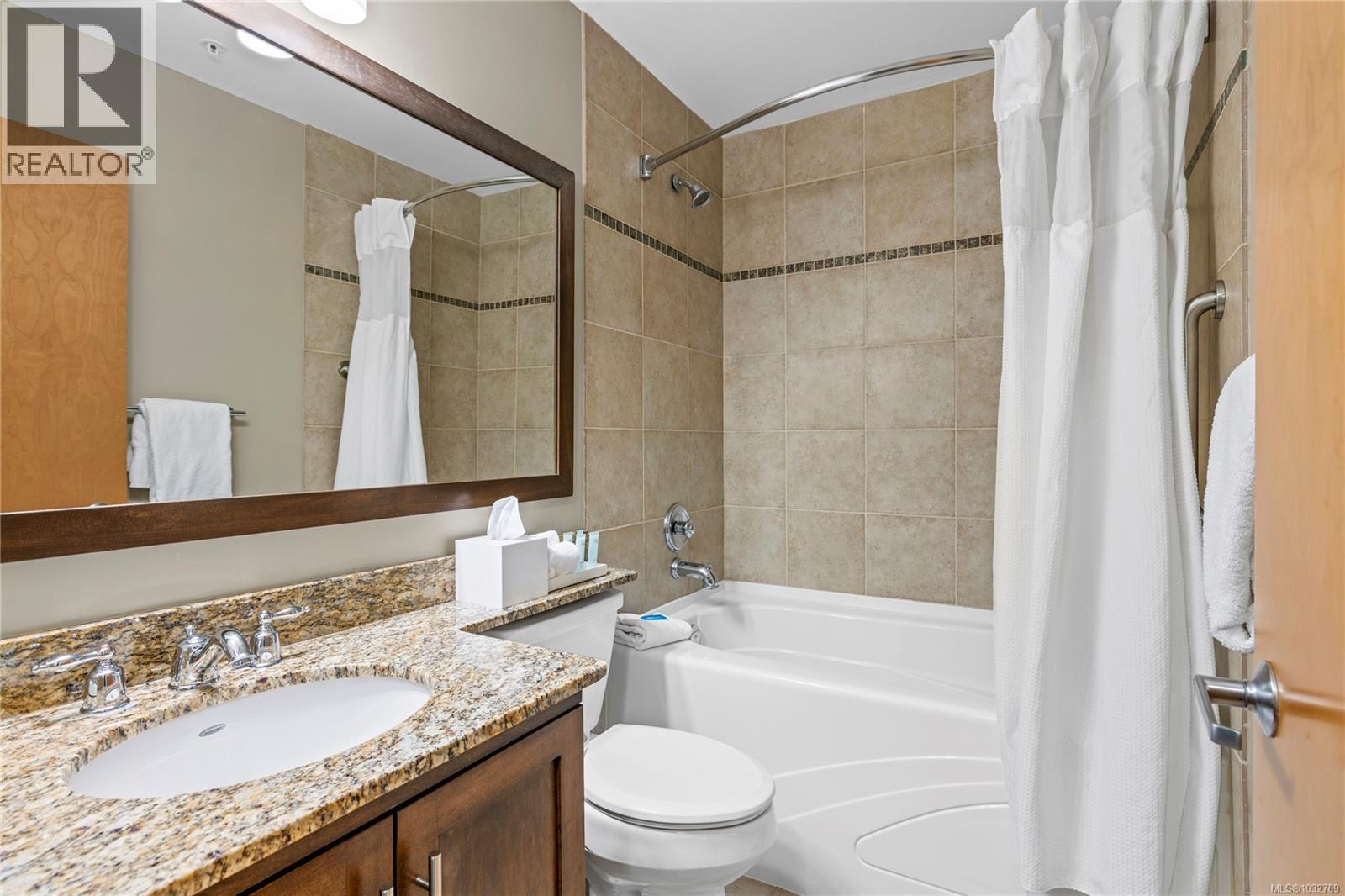 #329/330C 181 Beachside Dr - 36