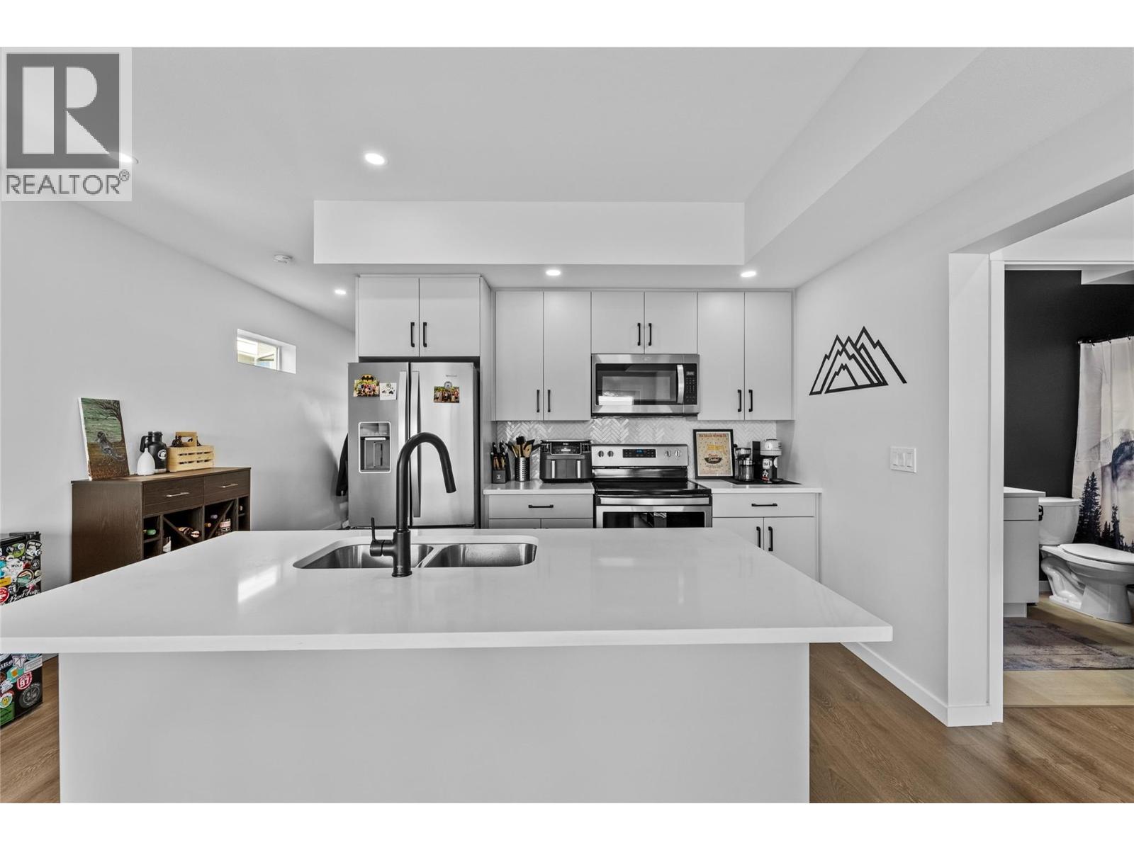 #109 2925 WESTSYDE Road - 11