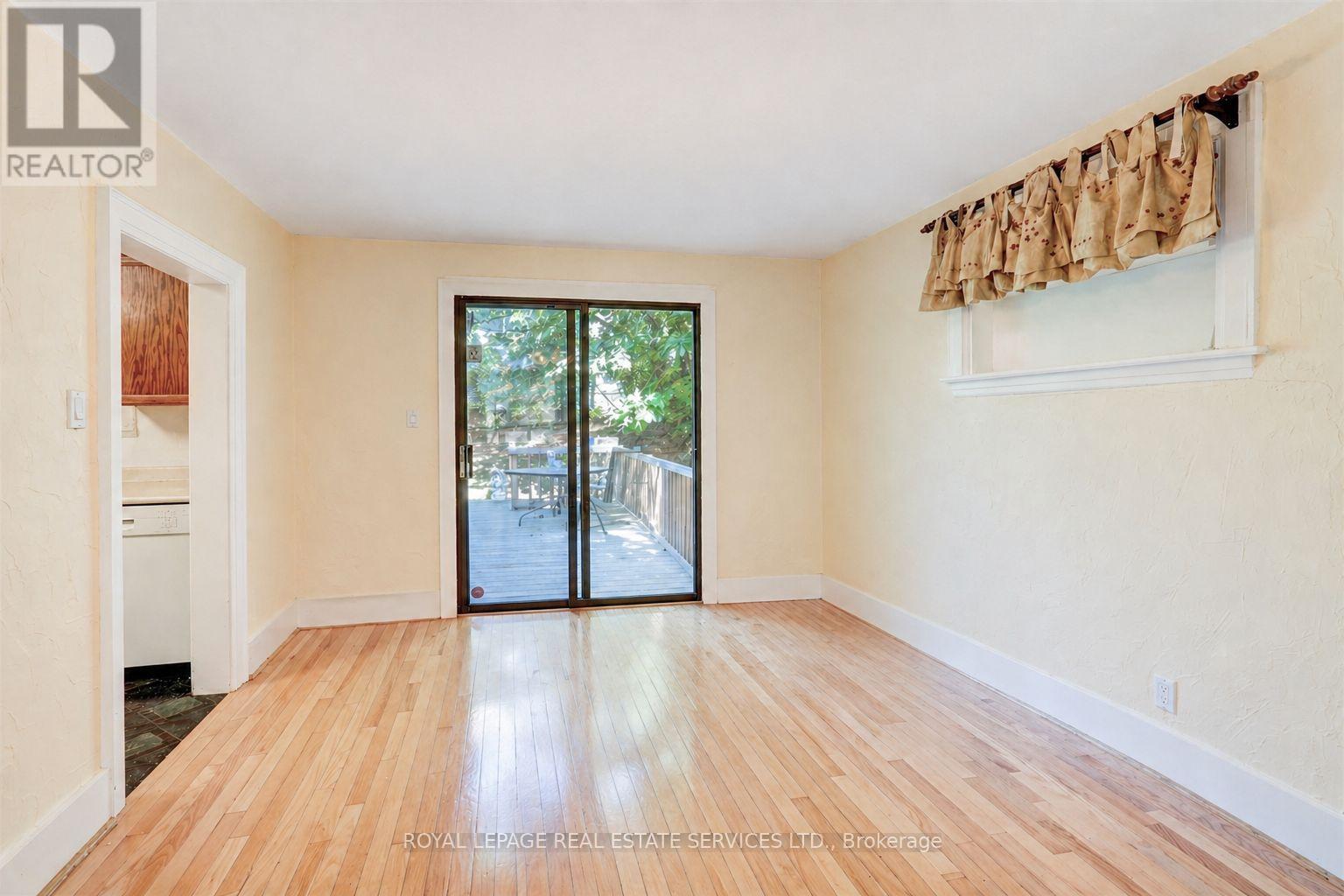 21 LORINDALE AVENUE - 7