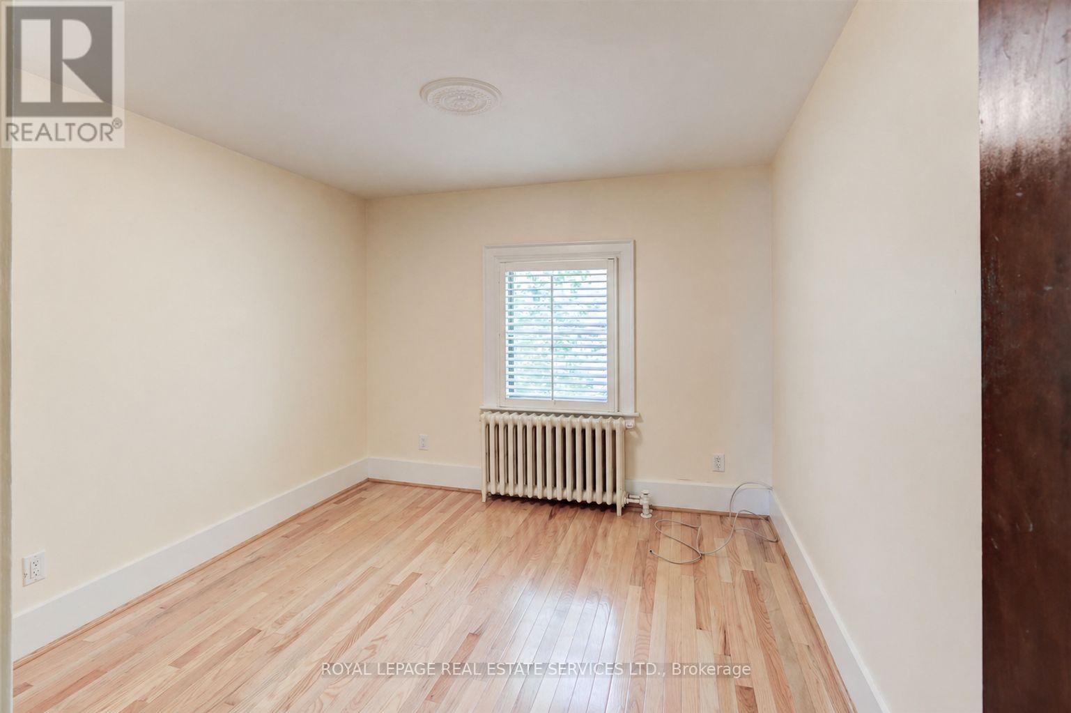 21 LORINDALE AVENUE - 14