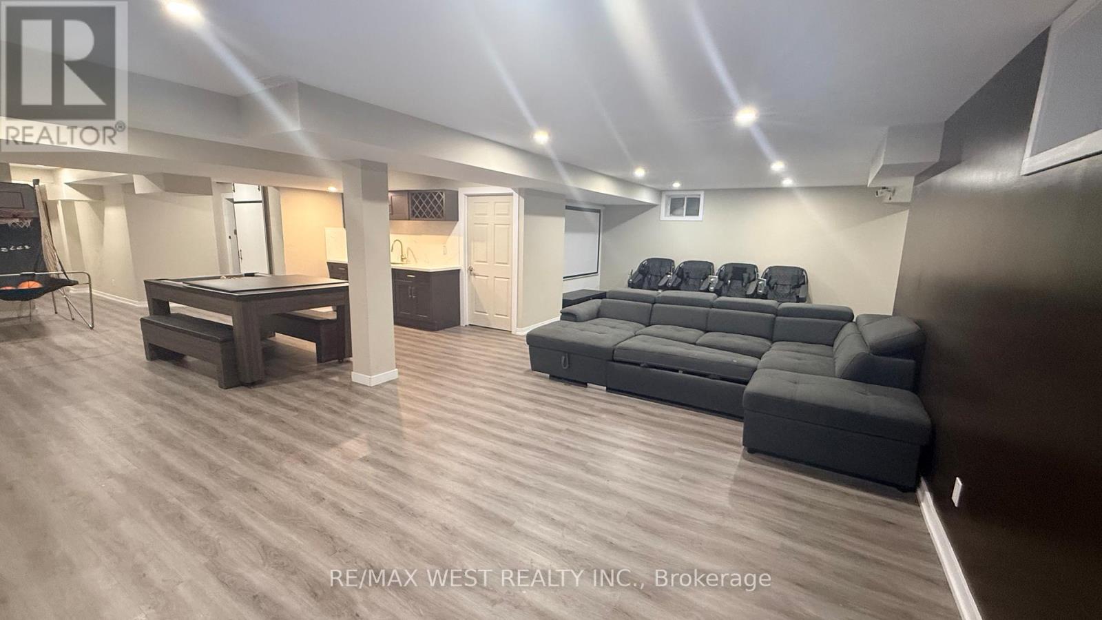 124 JOHNSON DRIVE — photo 47