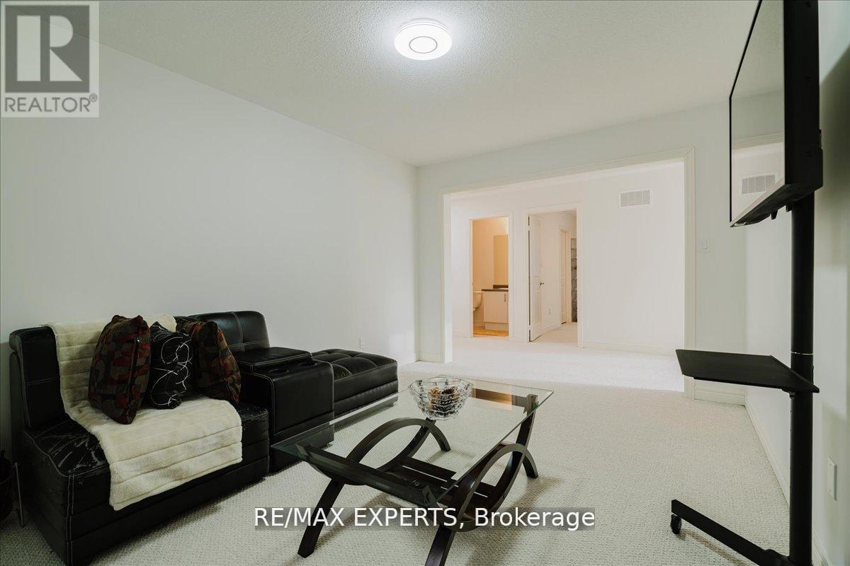 43 LEWIS AVENUE — photo 36