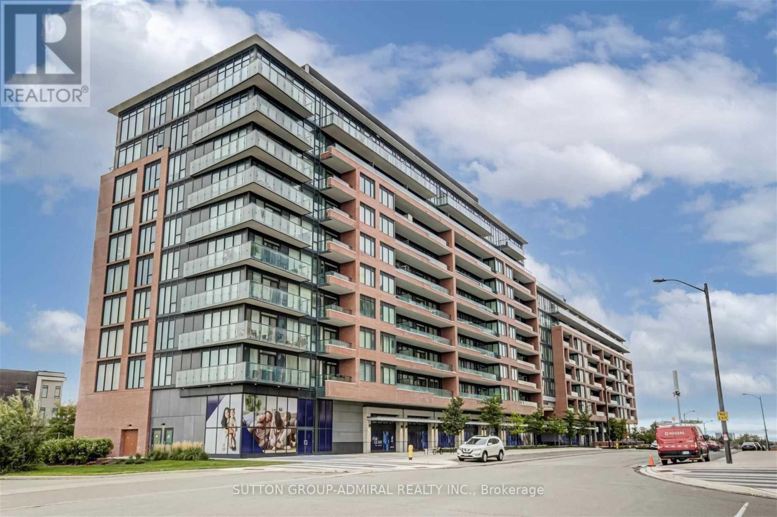 Listing photo of 829 - 99 EAGLE ROCK WAY