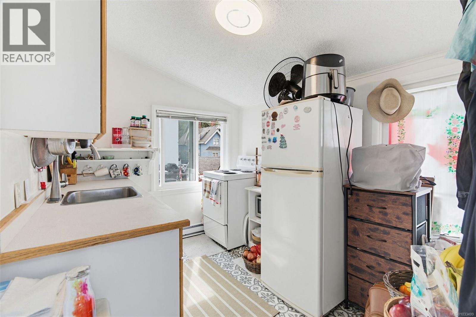 239 St. Andrews St - 24