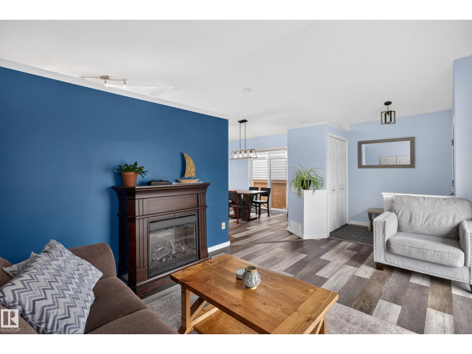 9119 166 AV NW, Edmonton