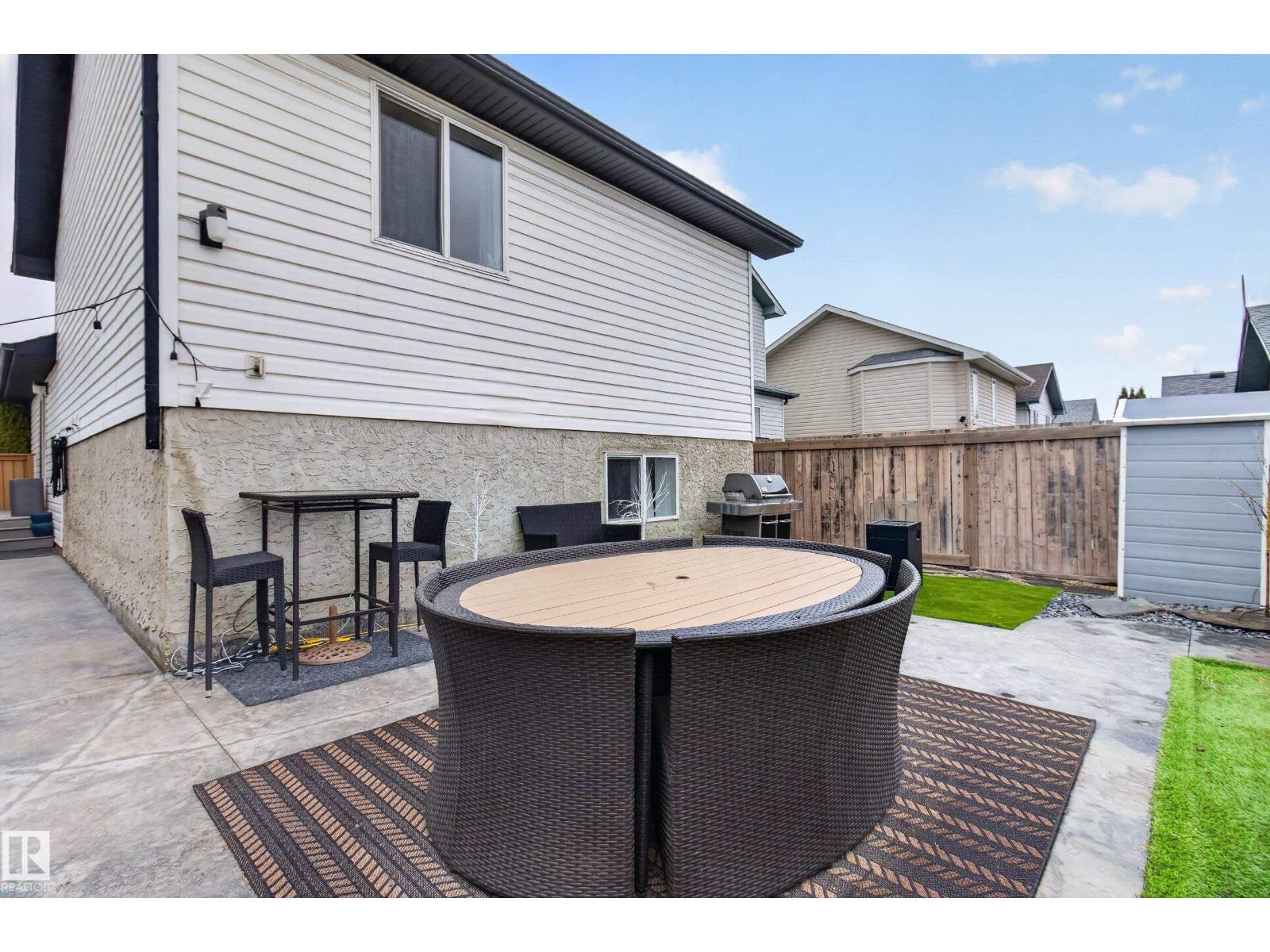 9119 166 AV NW, Edmonton