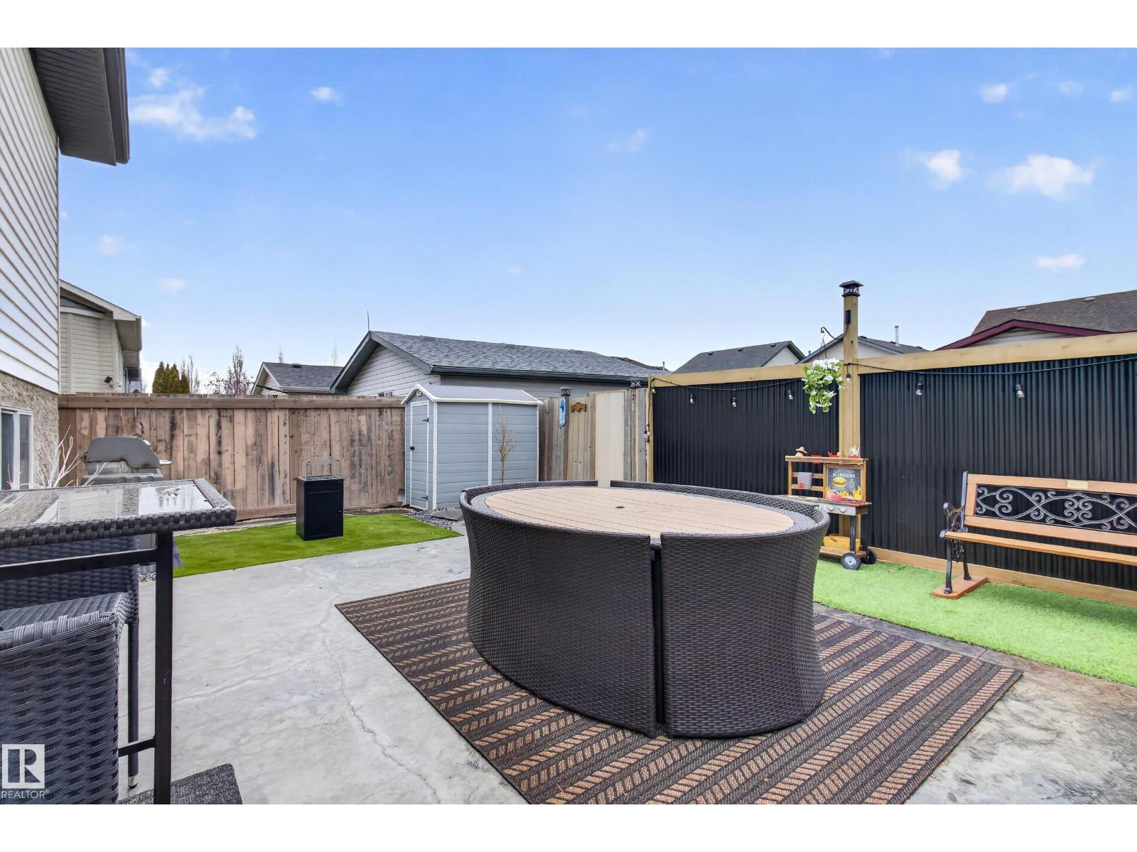 9119 166 AV NW, Edmonton