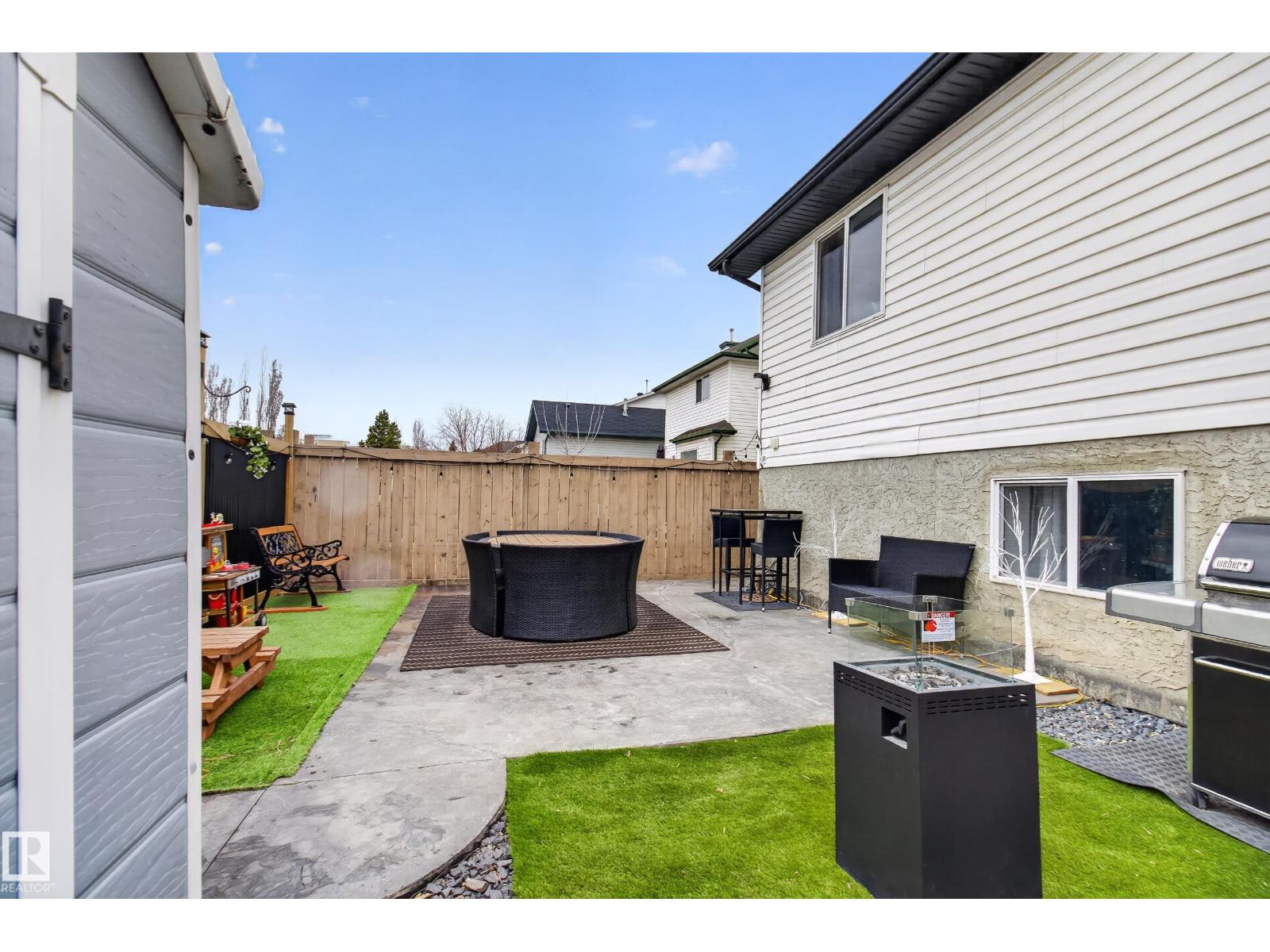 9119 166 AV NW, Edmonton