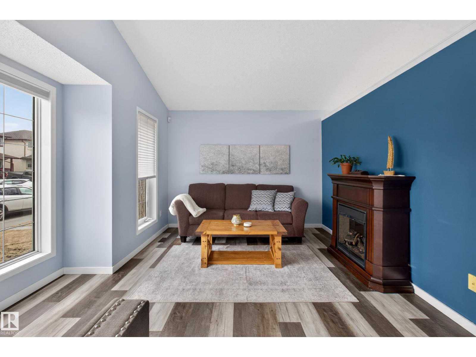 9119 166 AV NW, Edmonton