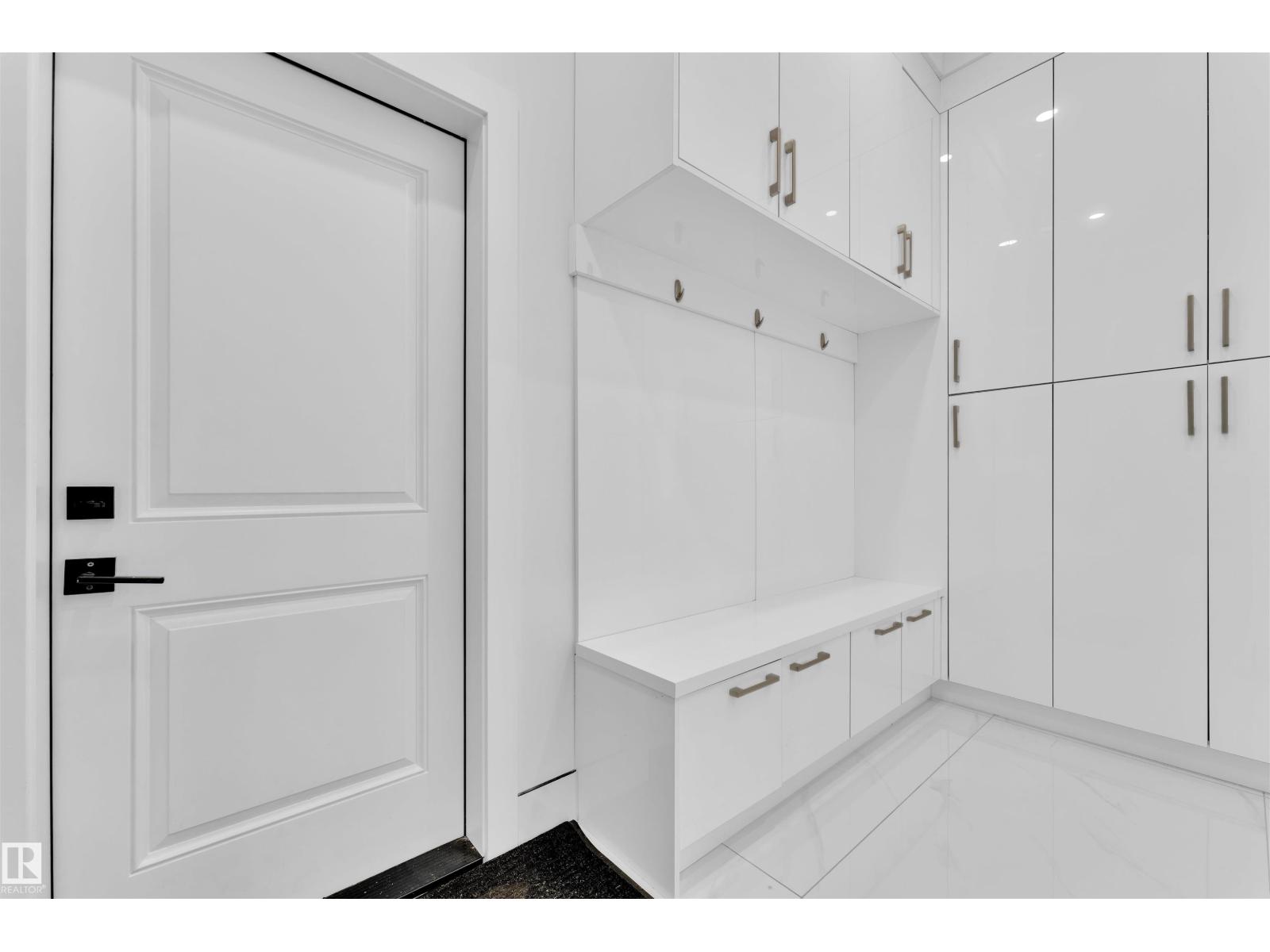 1704 19 ST NW, Edmonton