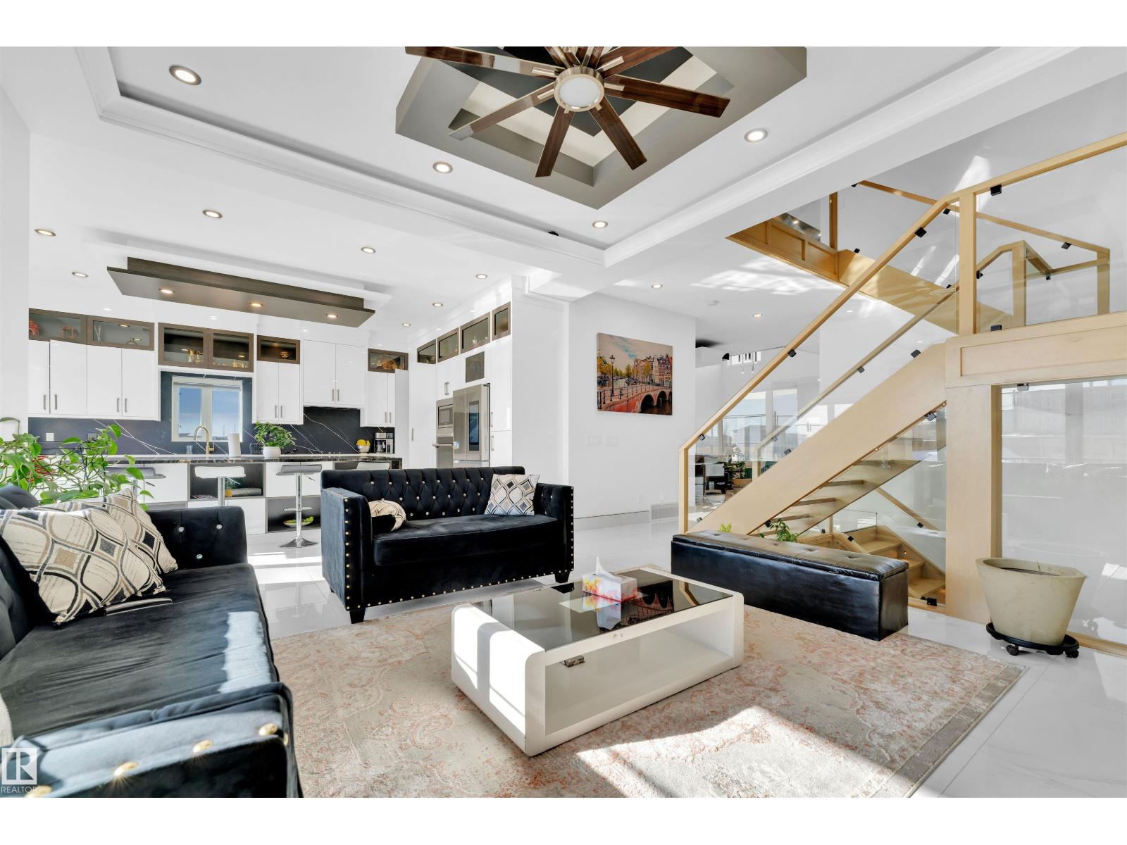 1704 19 ST NW, Edmonton