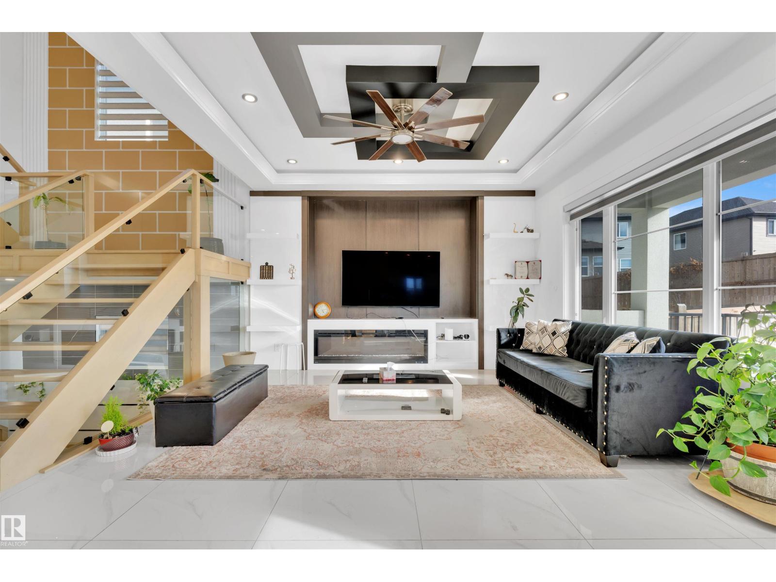 1704 19 ST NW, Edmonton