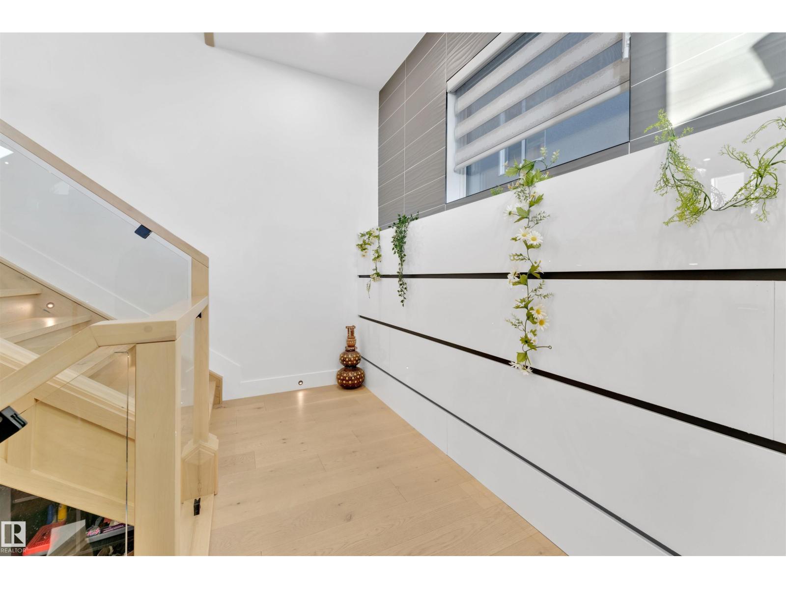 1704 19 ST NW, Edmonton