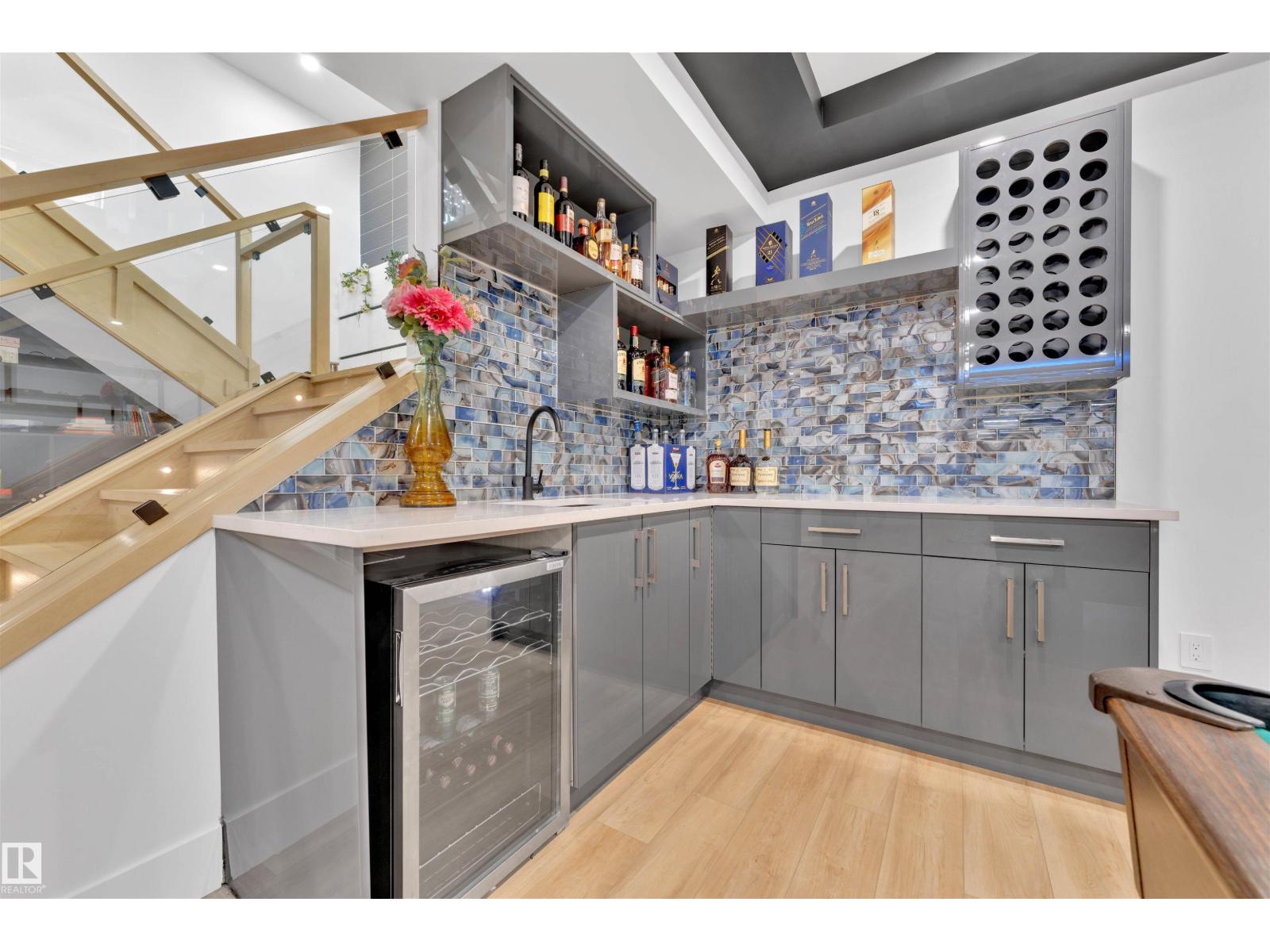 1704 19 ST NW, Edmonton