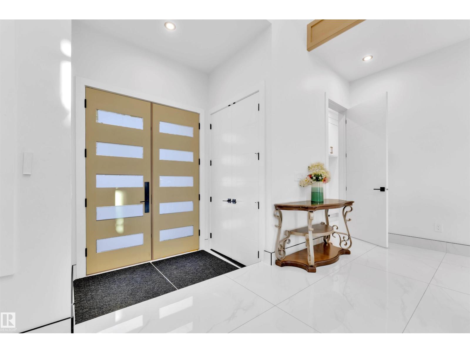 1704 19 ST NW, Edmonton