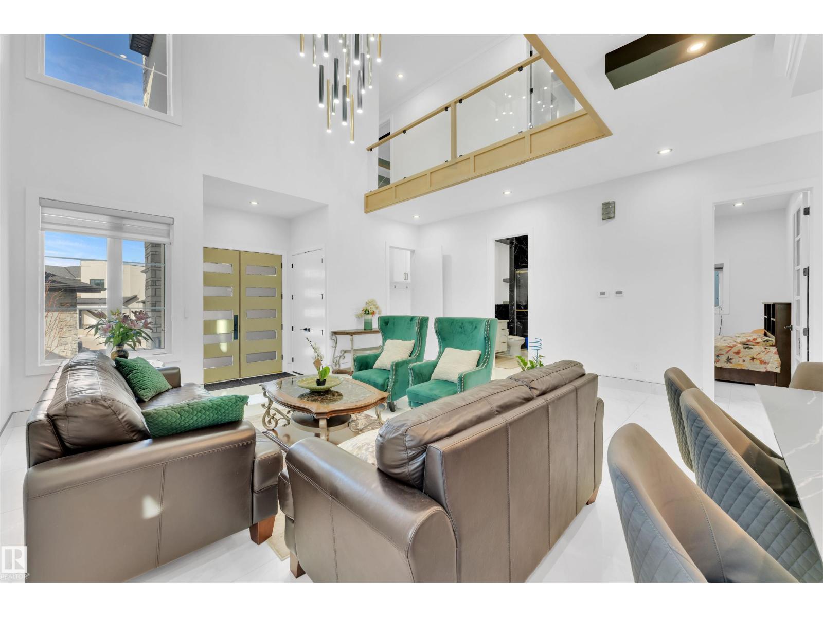 1704 19 ST NW, Edmonton