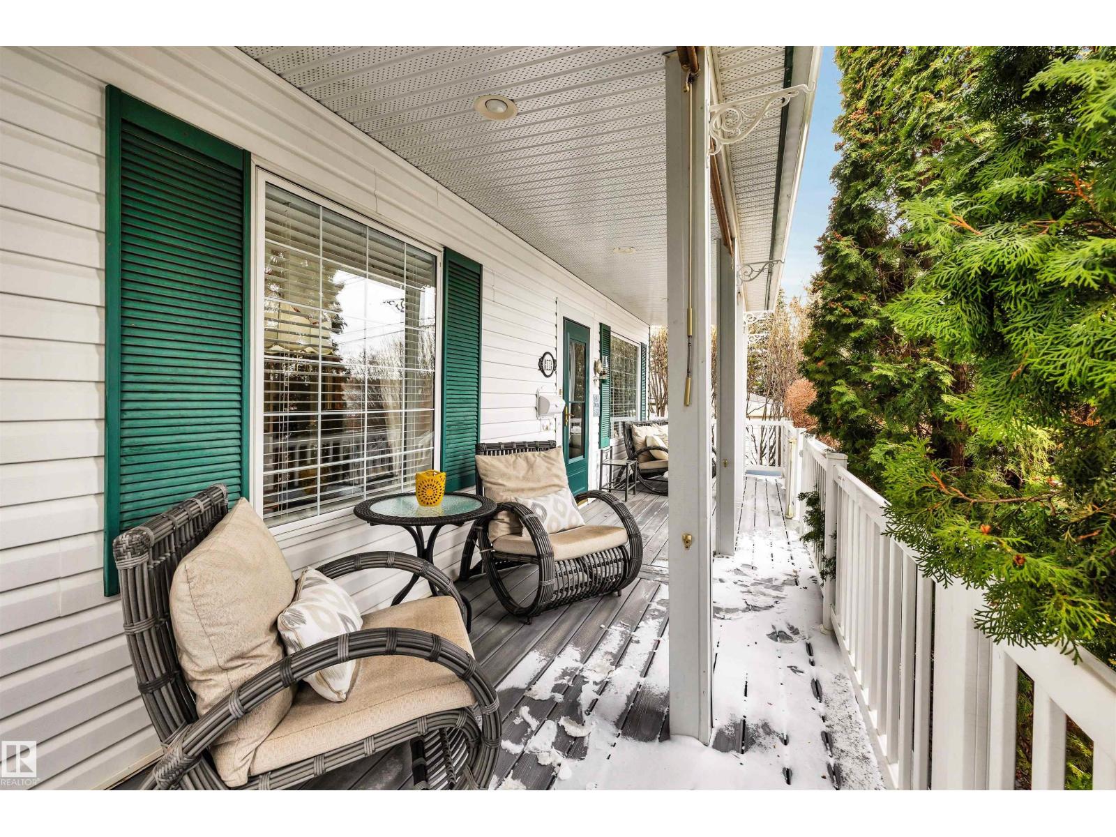 11 MADISON AV, St. Albert