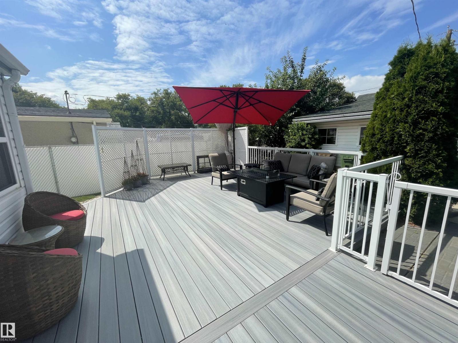 11 MADISON AV, St. Albert