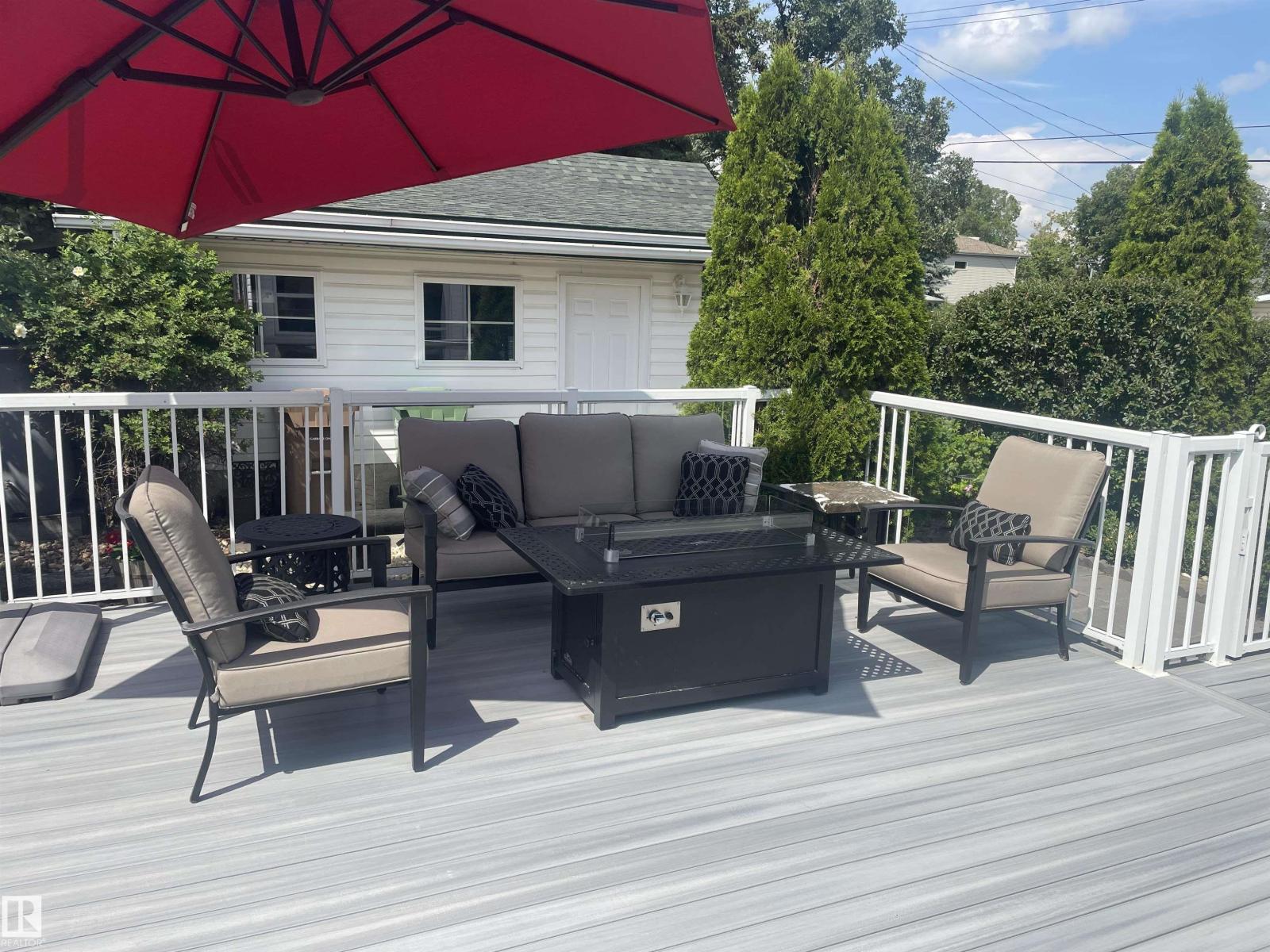 11 MADISON AV, St. Albert