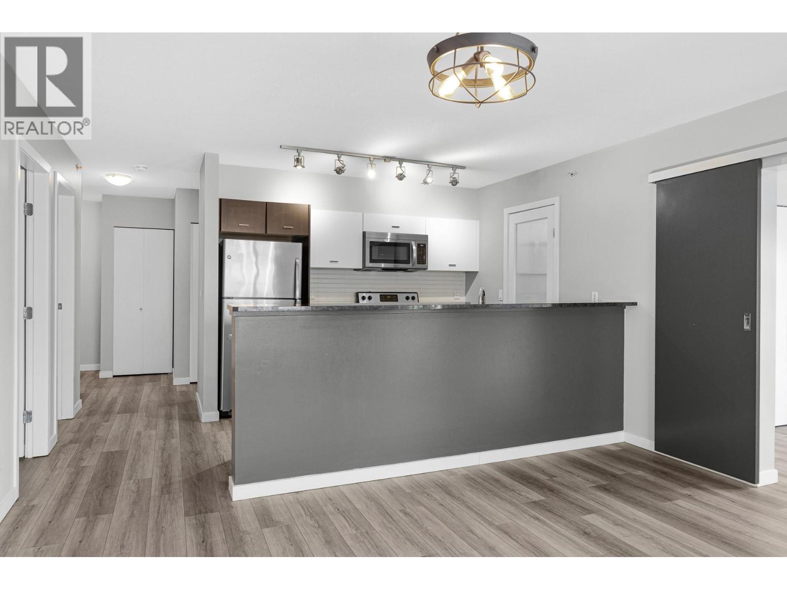 547 Yates Road Unit# 401, Kelowna