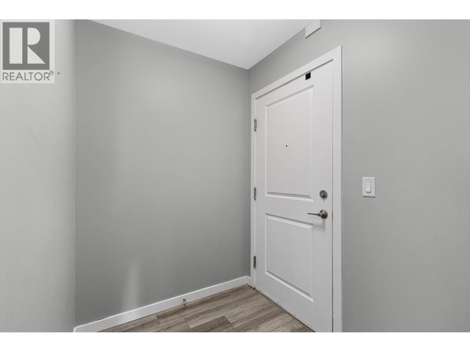 547 Yates Road Unit# 401, Kelowna