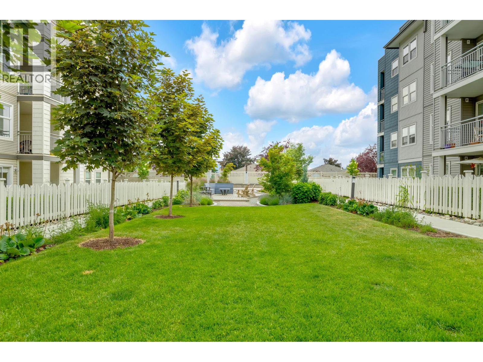 547 Yates Road Unit# 401, Kelowna