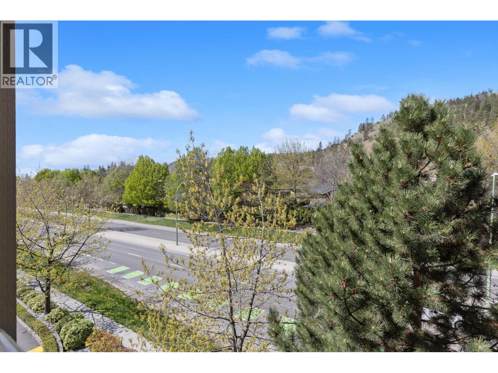 547 Yates Road Unit# 401, Kelowna