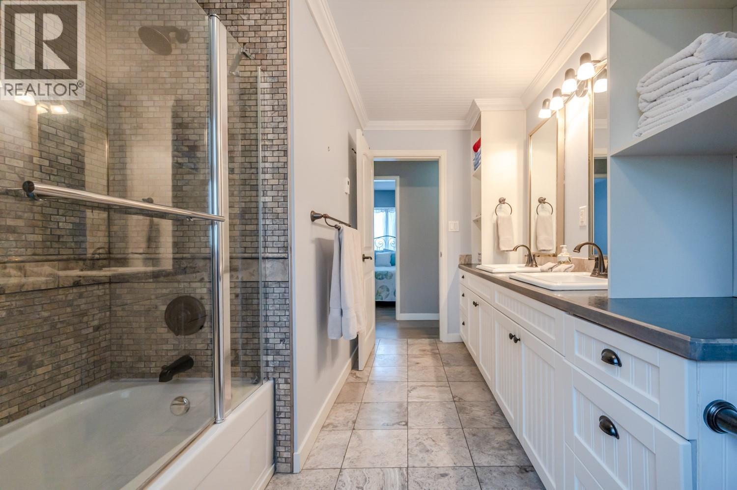  1524 RIDGEDALE Avenue, Penticton