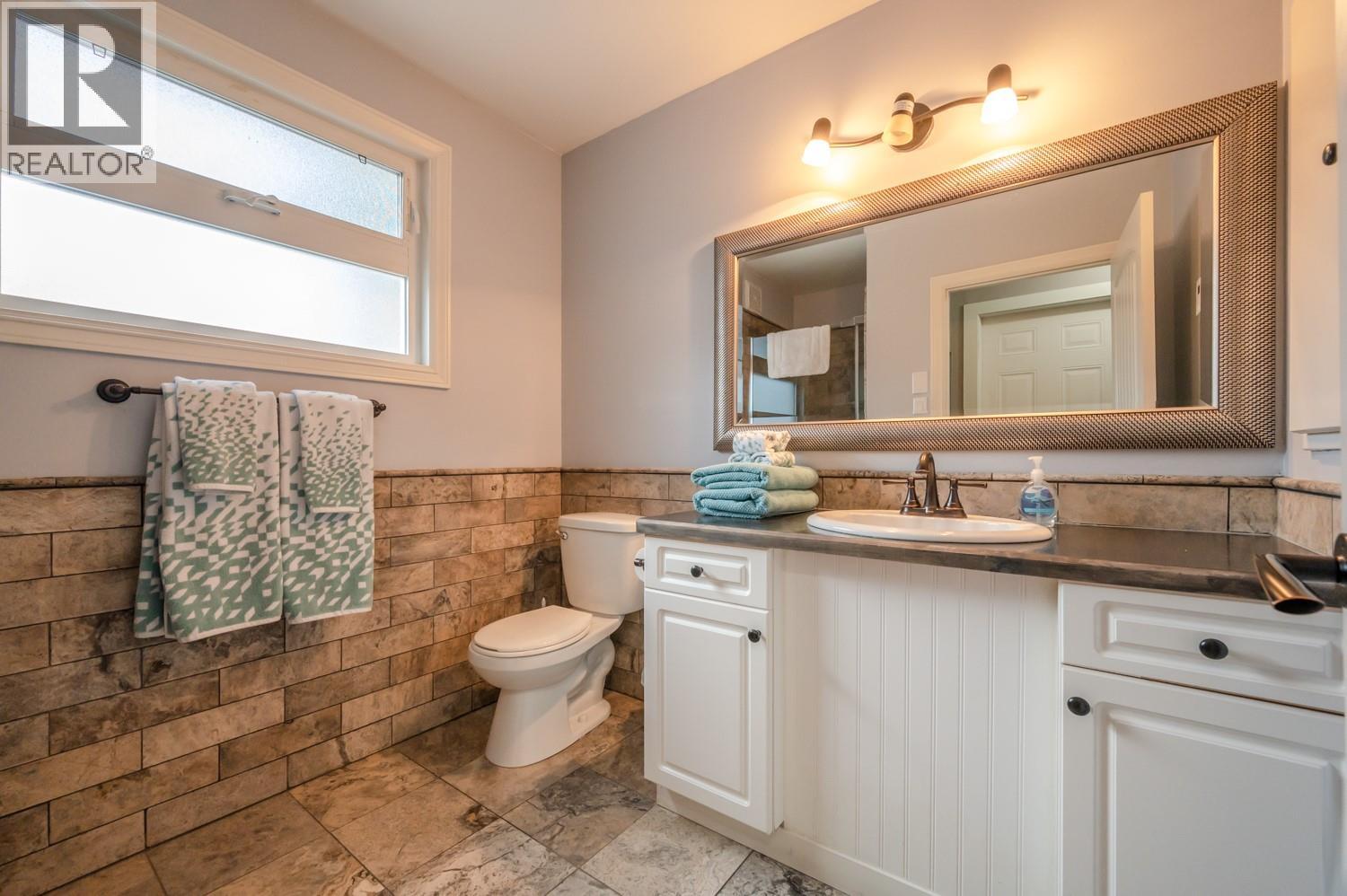  1524 RIDGEDALE Avenue, Penticton