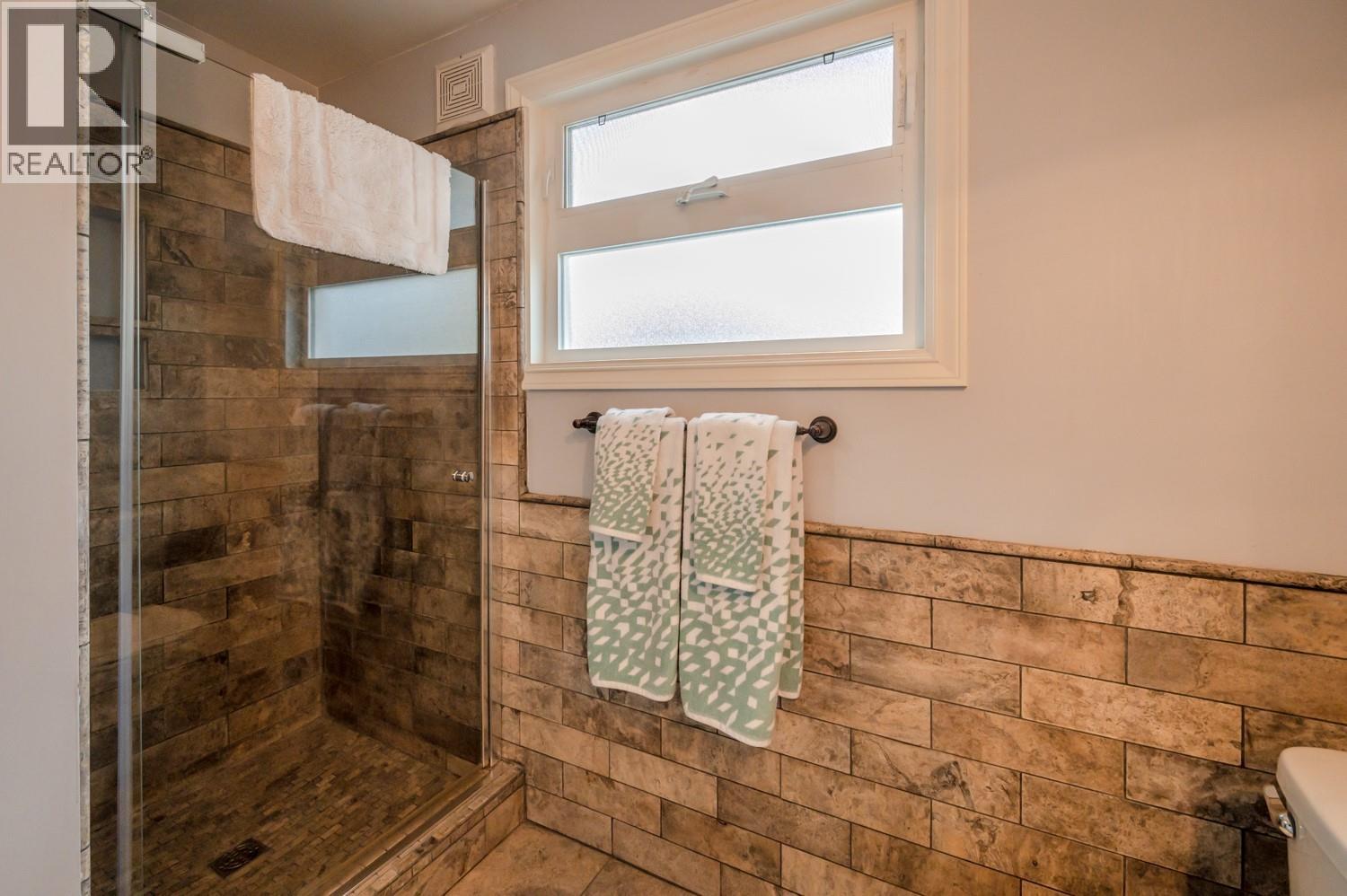  1524 RIDGEDALE Avenue, Penticton