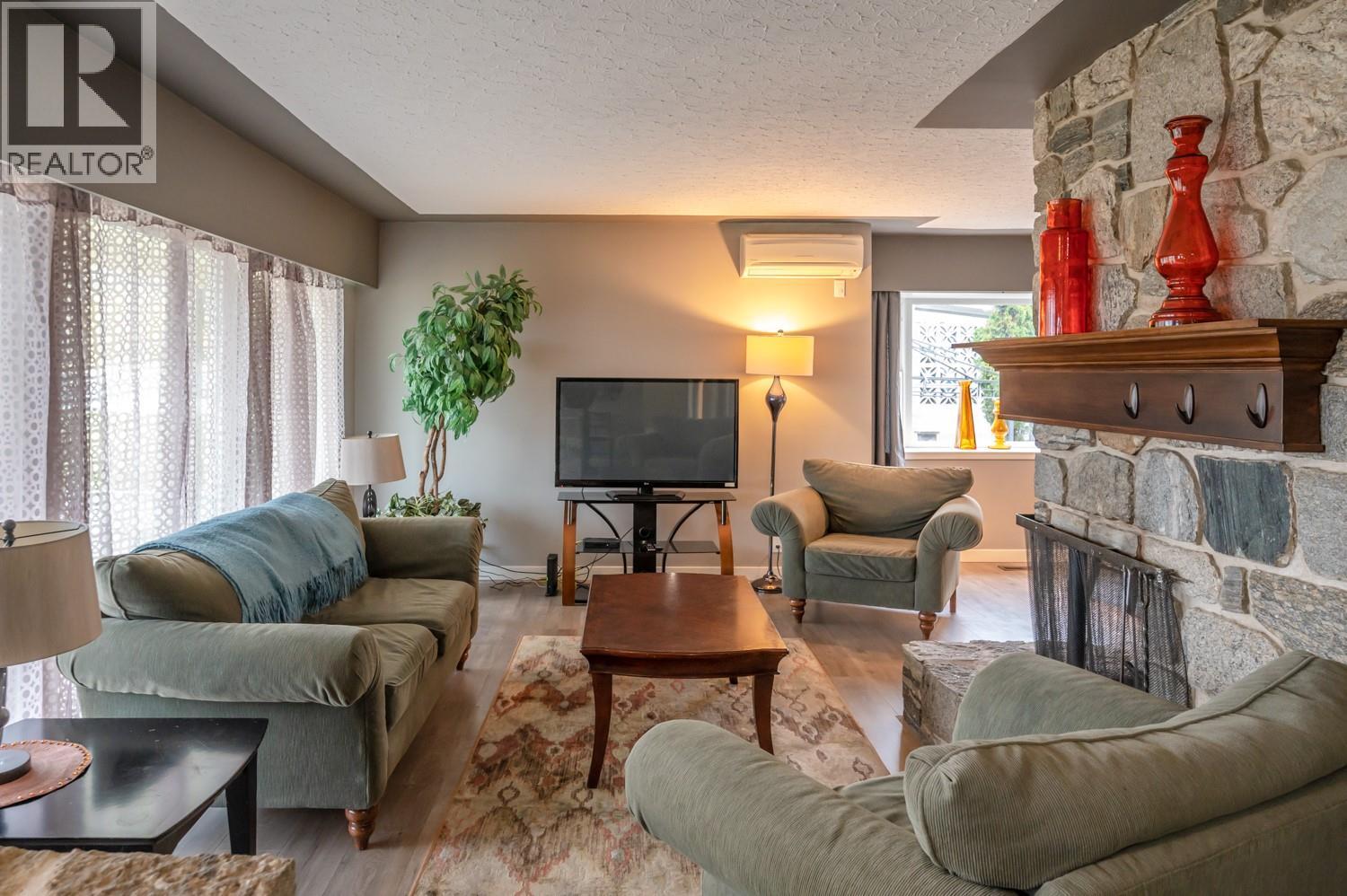  1524 RIDGEDALE Avenue, Penticton