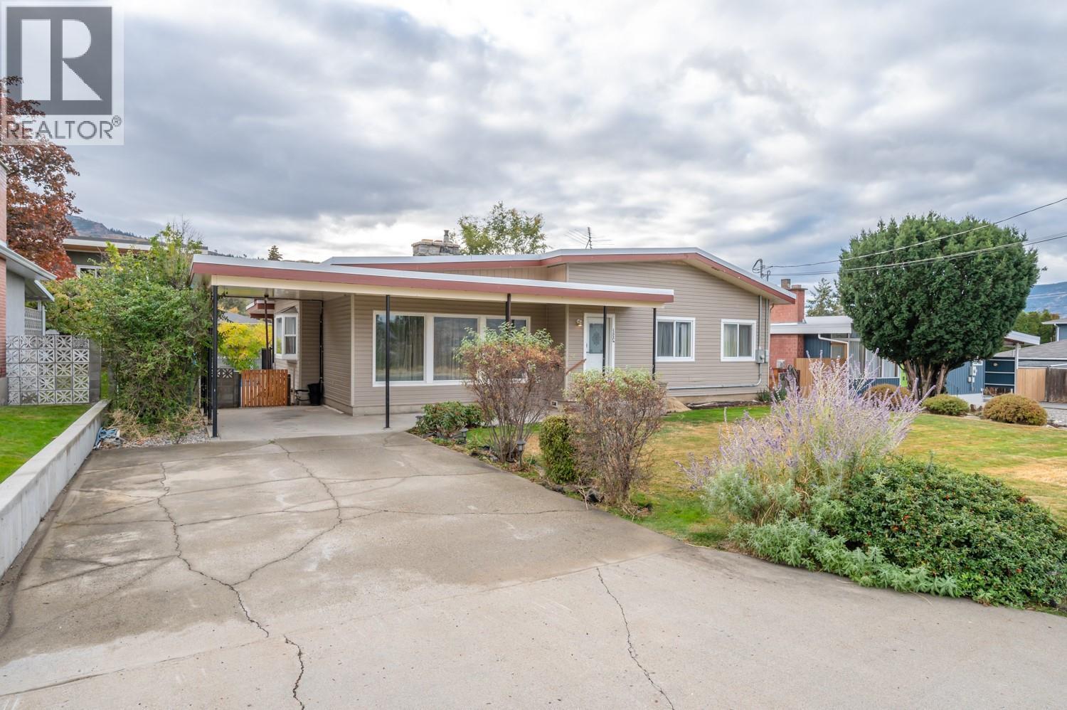  1524 RIDGEDALE Avenue, Penticton