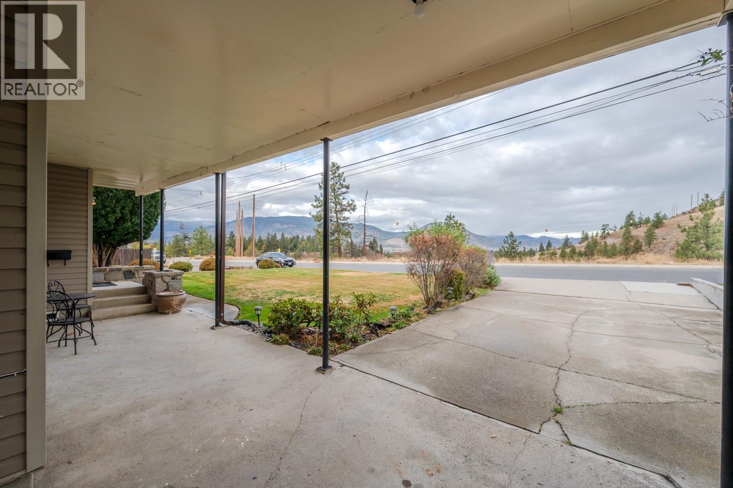  1524 RIDGEDALE Avenue, Penticton