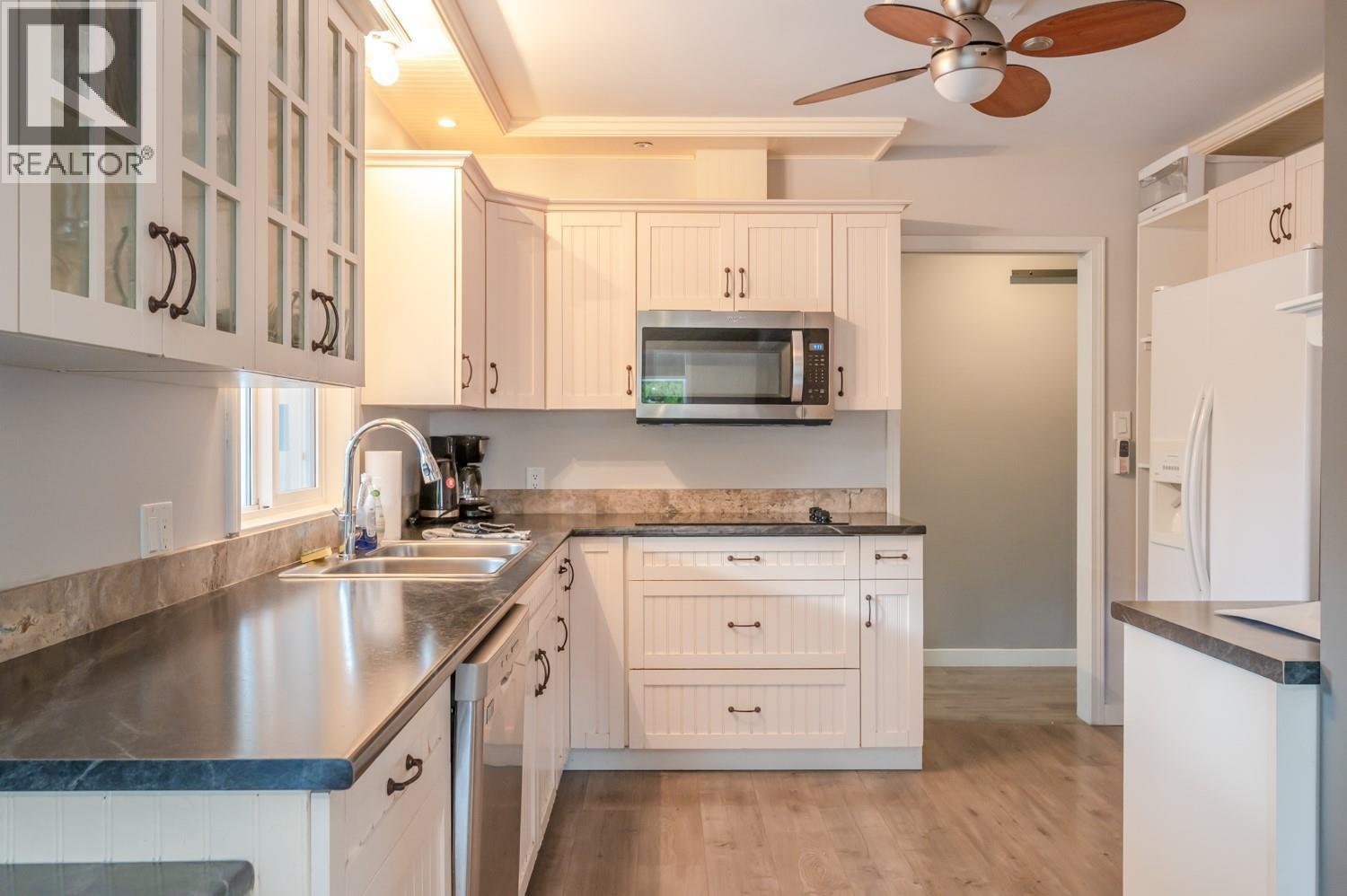  1524 RIDGEDALE Avenue, Penticton