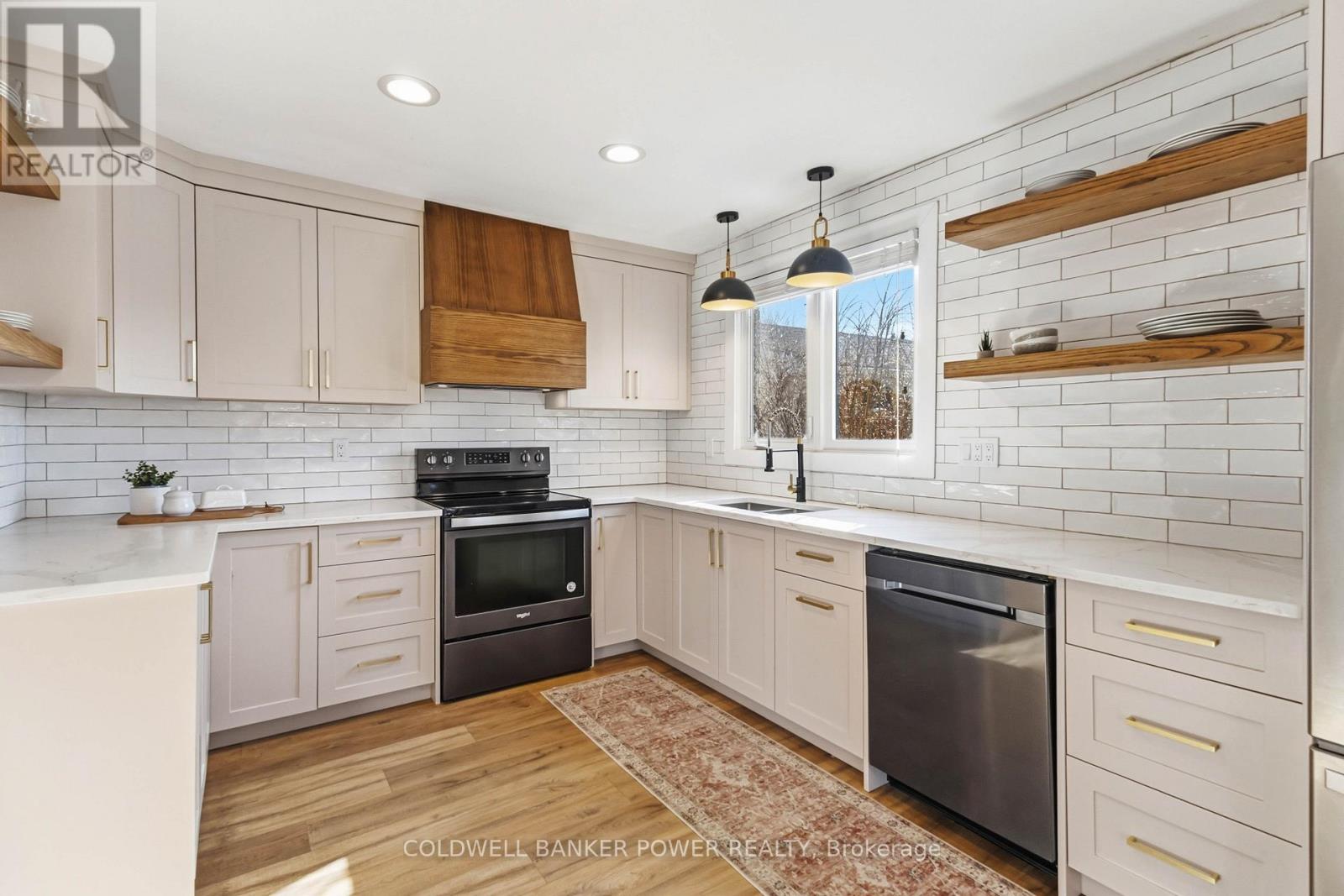 176 CANTERBURY DRIVE - 20