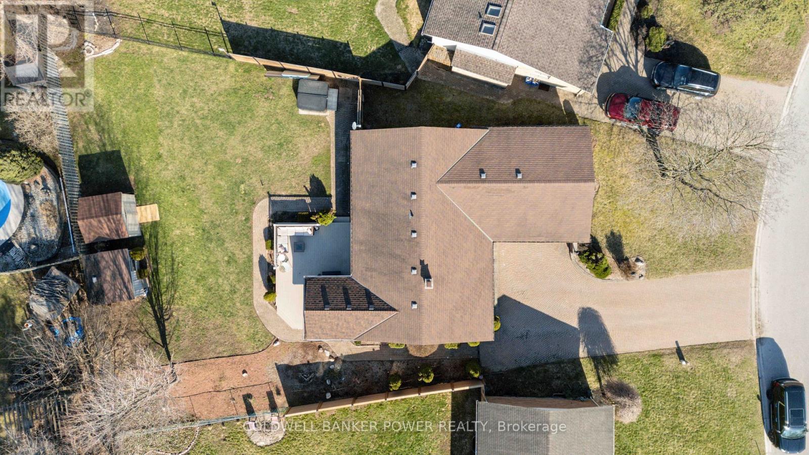 176 CANTERBURY DRIVE - 49